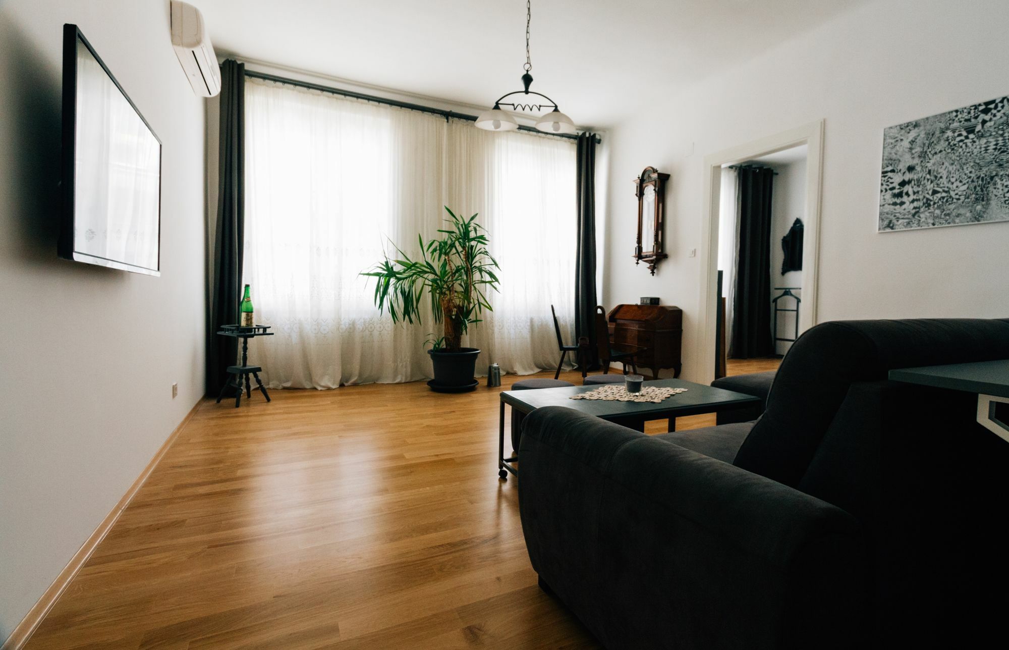 Mazuranic Square Apartment 萨格勒布 外观 照片